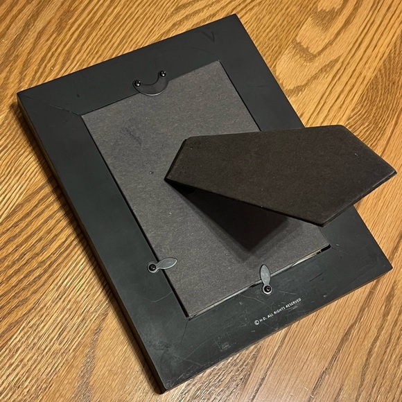 Harley-Davidson® 5 x 7 Black Resin Tabletop Photo Frame Bar & Shield Logo - Picture 3 of 12